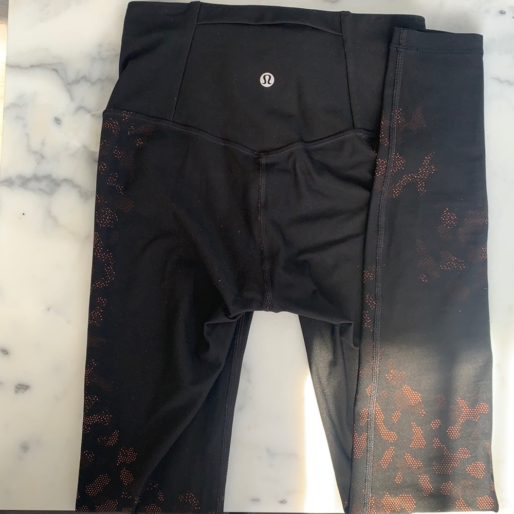 *New*Lululemon legging “Mapped Out HR”